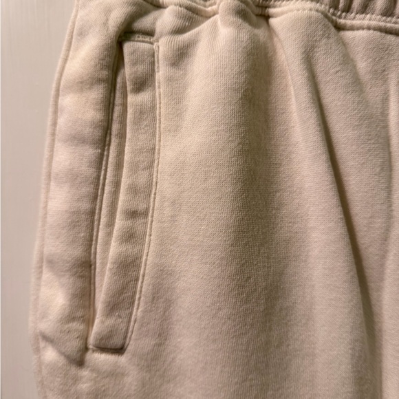 The North Face Women's Heritage Patch -Gardenia White Joggers Size Large - Picture 6 of 12